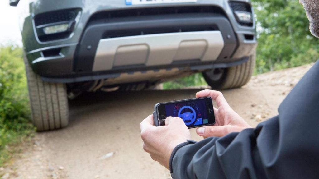 land rover smartphone 1