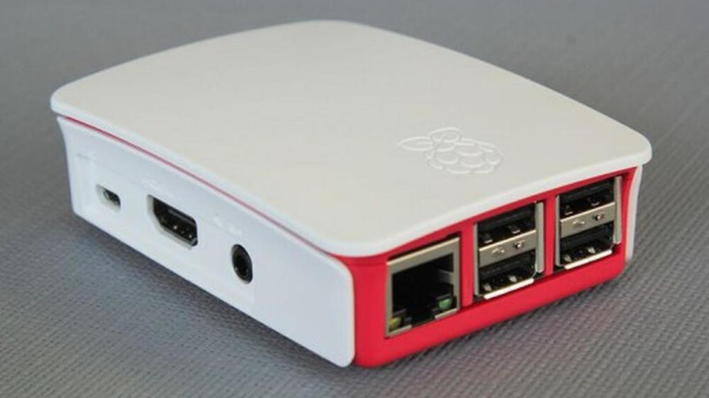 raspberry pi carcasa port