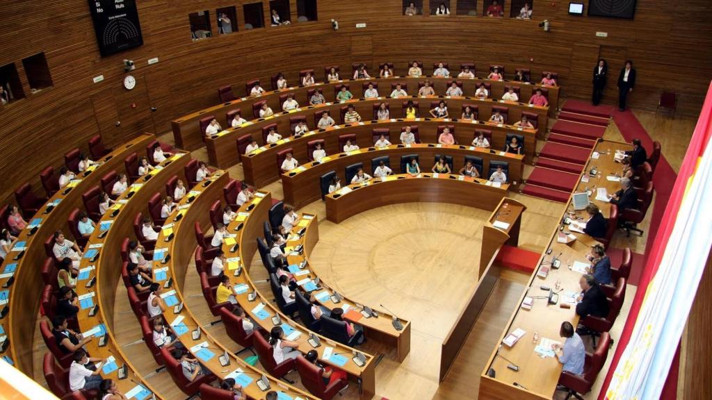 ¿Deberían los móviles de los políticos ser de fabricantes locales?