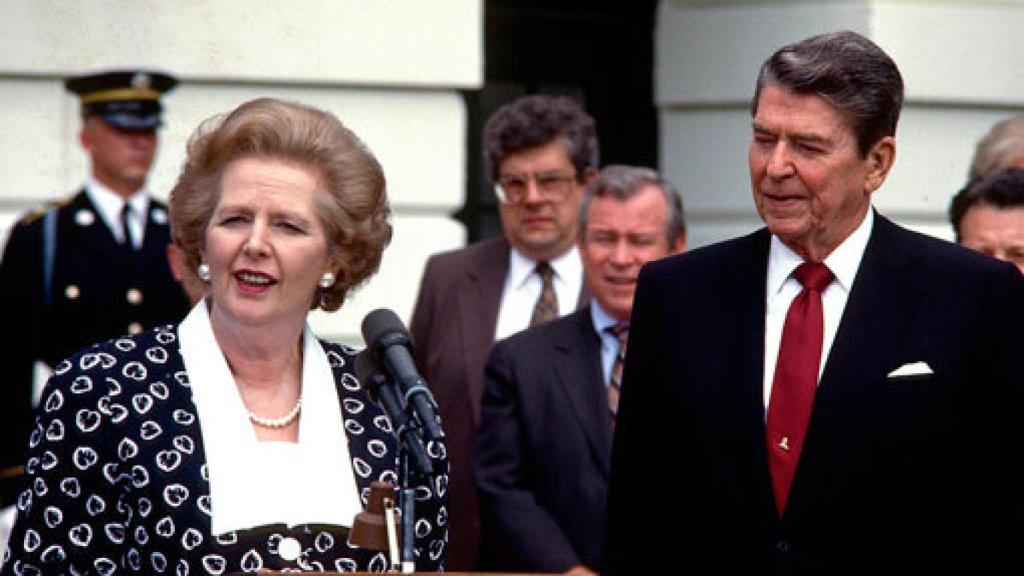 Image: Economistas que se equivocan. Las raíces culturales de la crisis