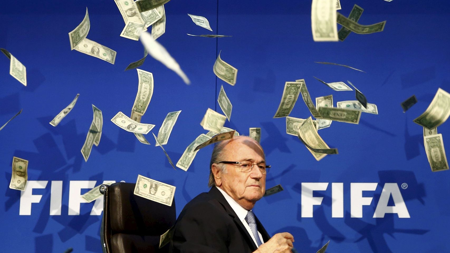 Joseph-Blatter-rueda-prensa_66753410_52903_1706x960