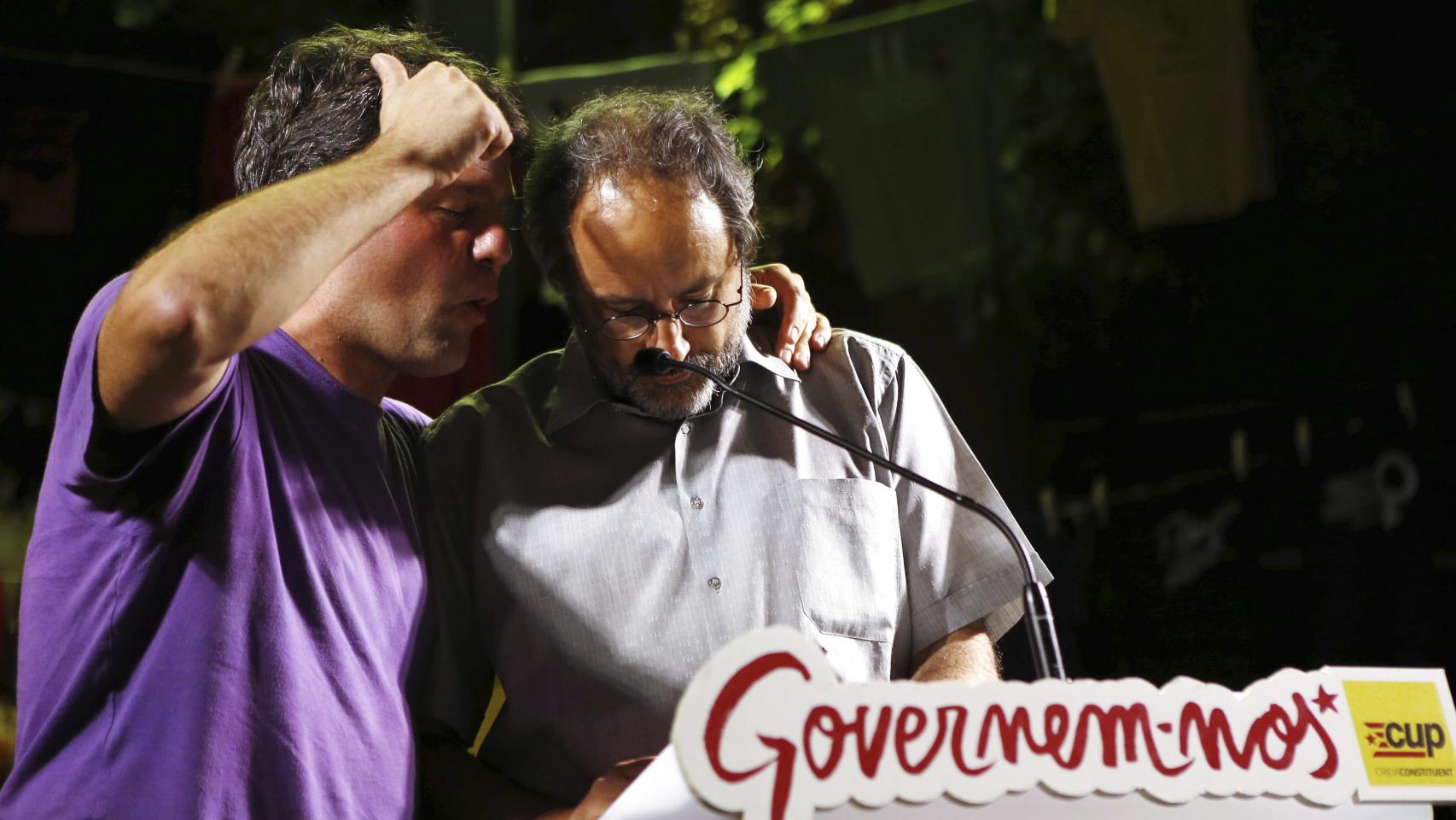 Busqueta y Baños en un mitin en Terrasa, Barcelona