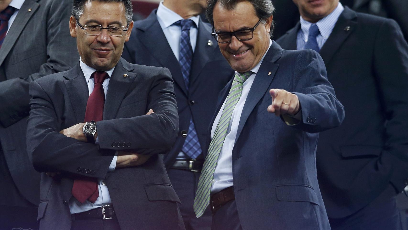 Artur Mas, junto al presidente del Barça, anoche en el Camp Nou