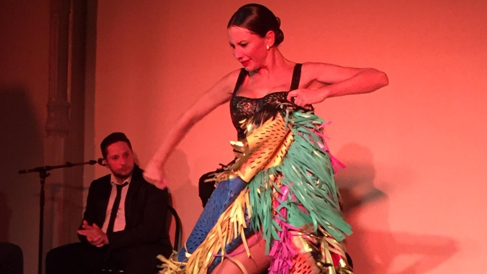 La bailaora Cecilia Gómez durante la actuación de cumpleaños de la nieta de Picasso.