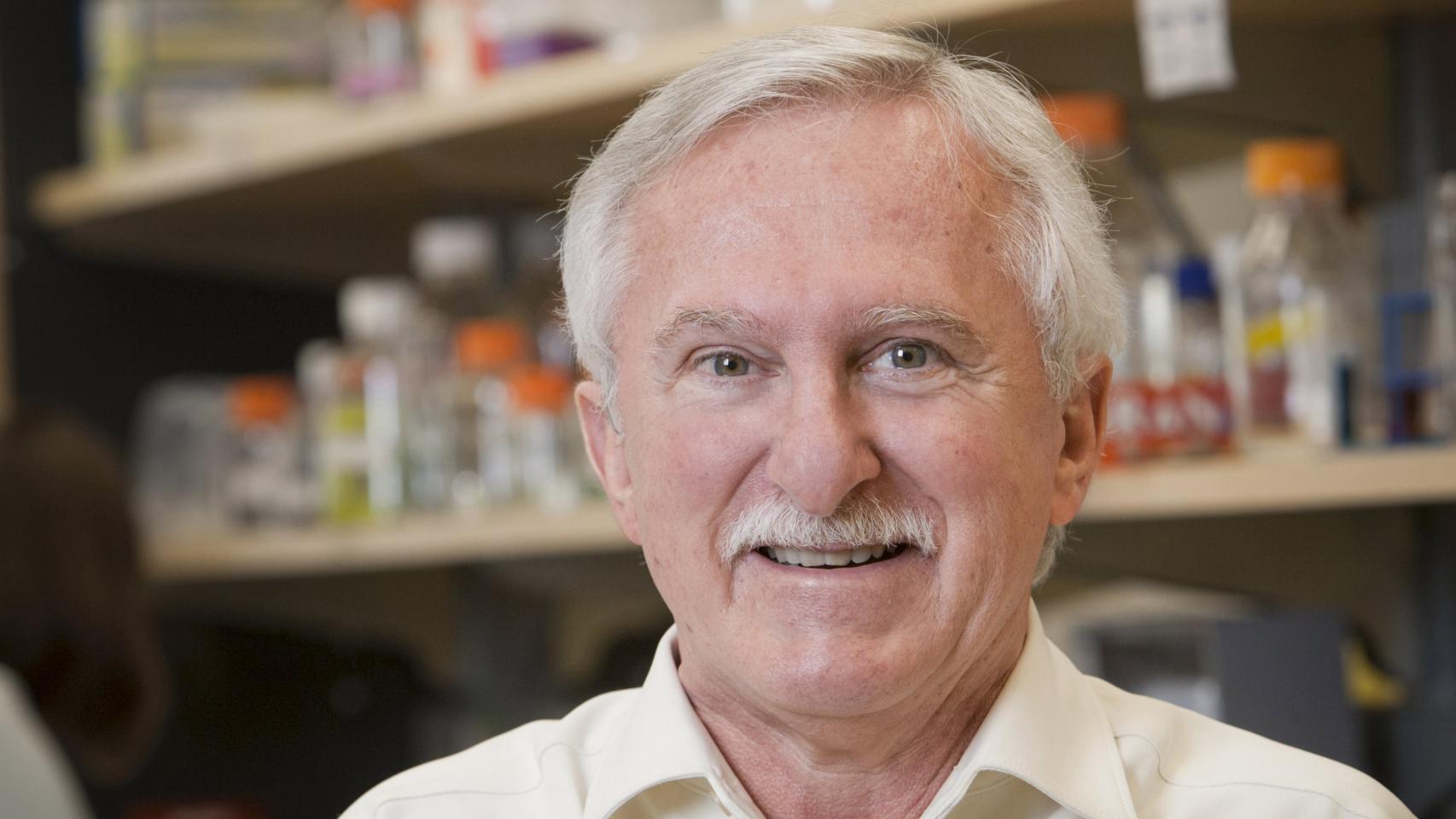 Paul Modrich, en la institución donde trabaja.