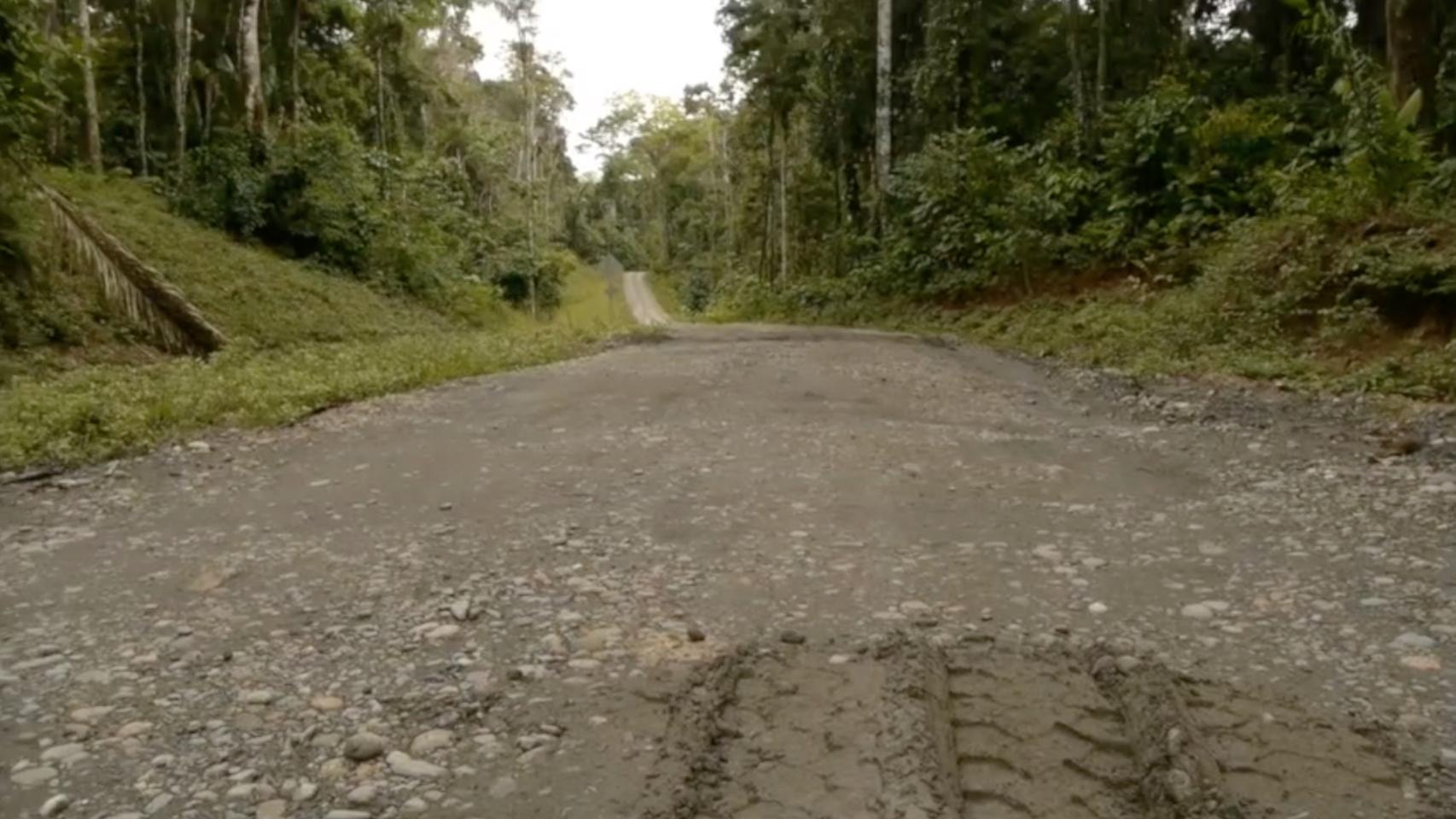 La carretera ilegal.