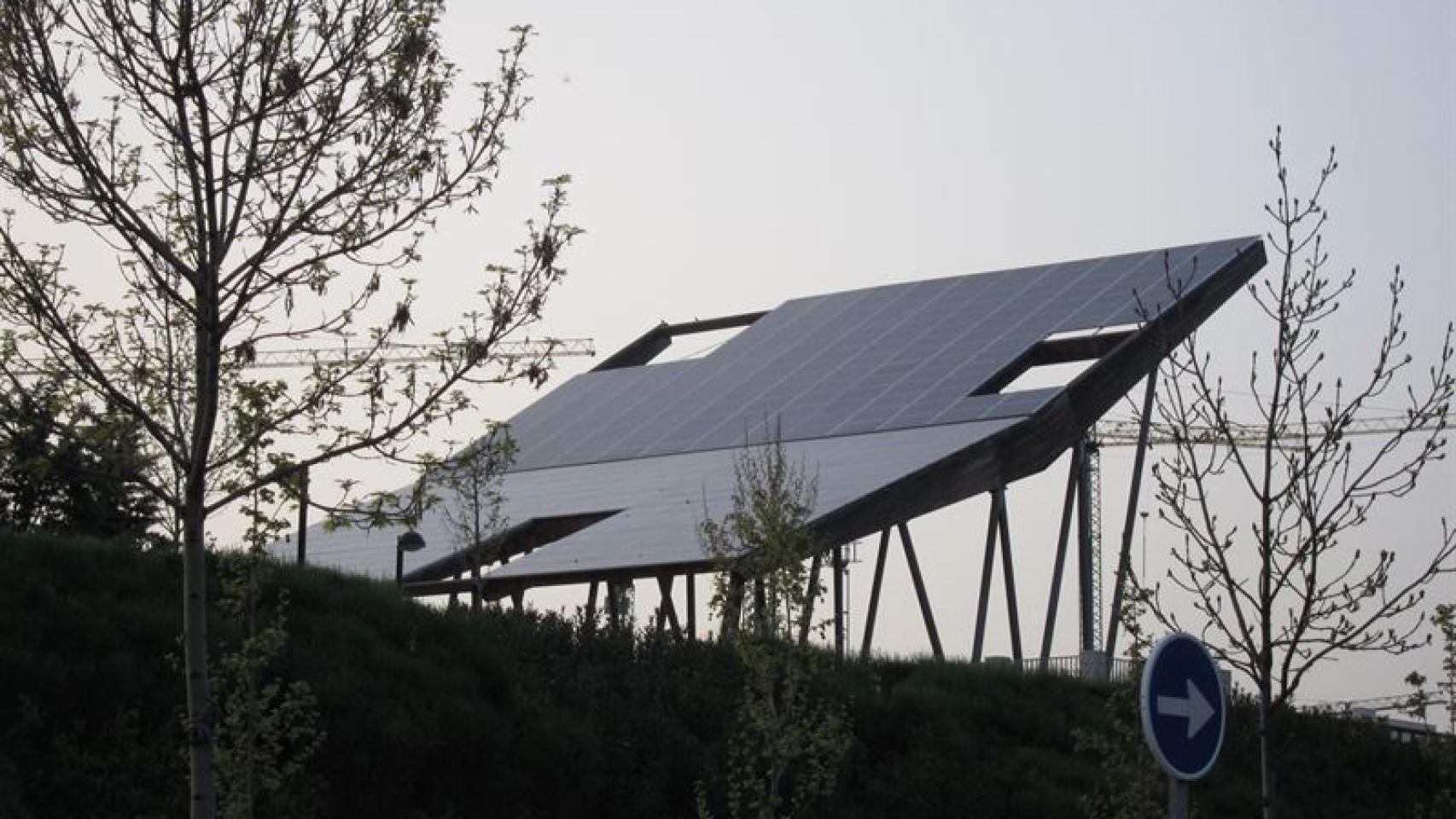 El Gobierno suprimirá el impuesto al sol.