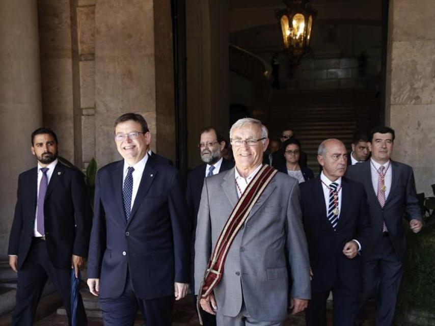 Ximo Puig y Ribó, en la procesión cívica de la Senyera