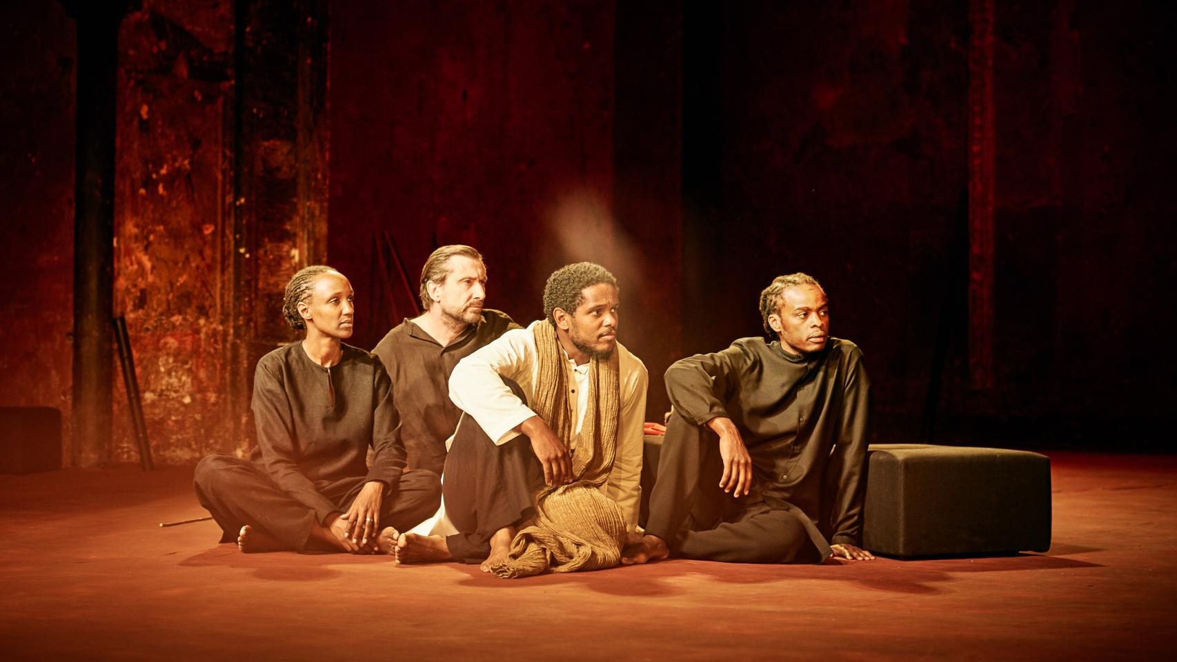 Cuatro de los protagonistas de 'Battlefield', en la función