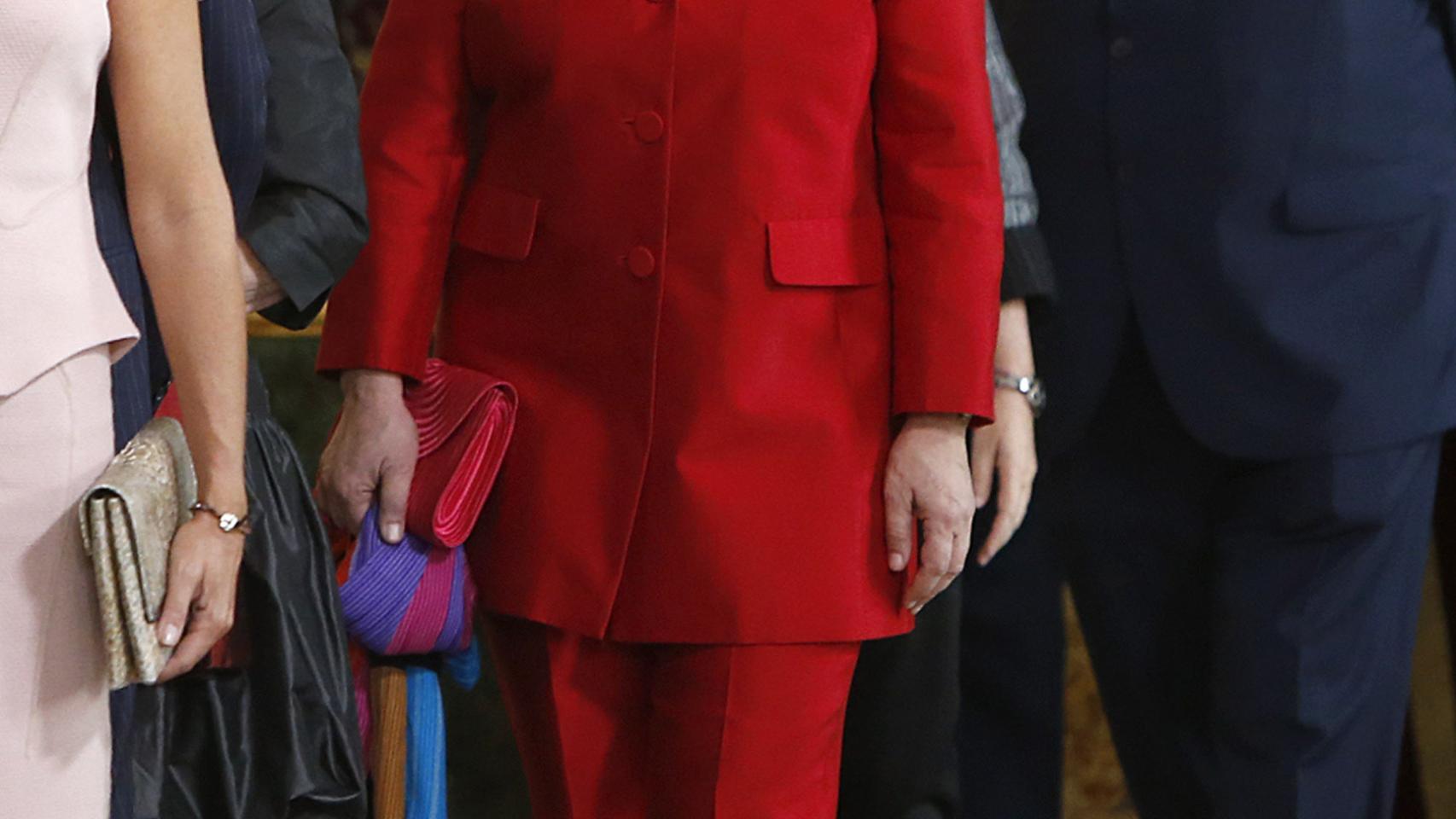 Ana de Palacio en la fila antes del saludo real