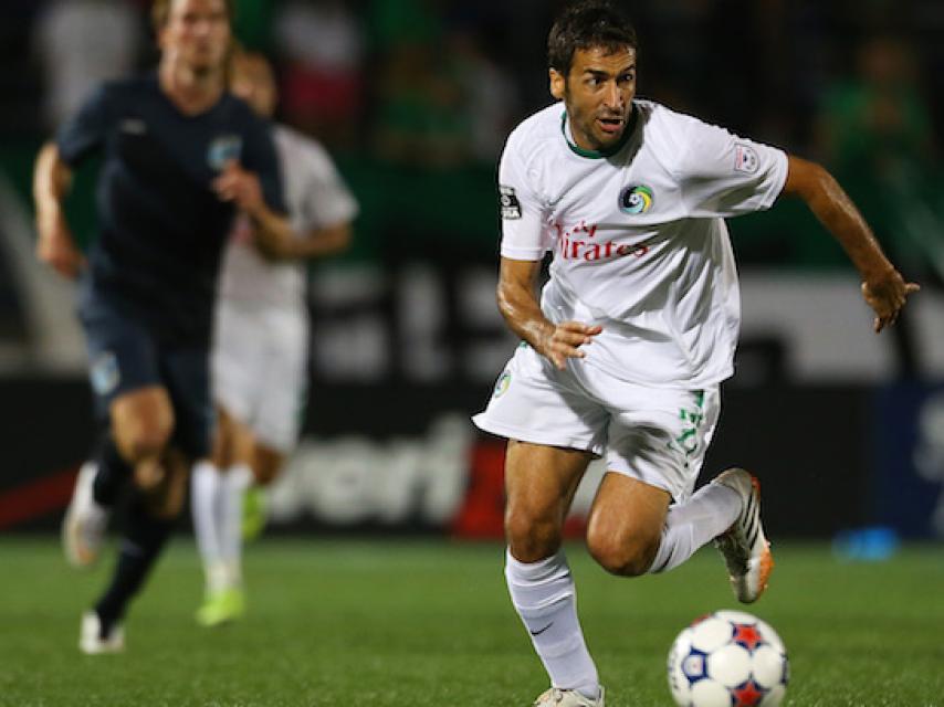 Raúl anuncia su retirada