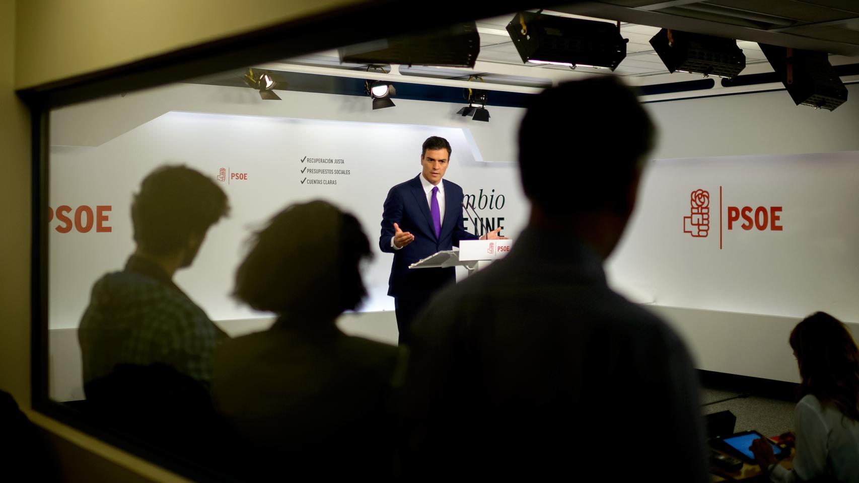 En total, son 255 páginas de programa que se someterá a consulta de las bases.