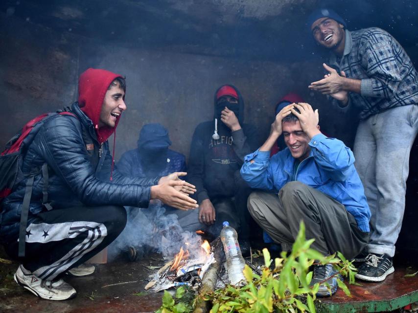 Cuando Eslovenia alcanza la cuota diaria de paso de refugiados, toca esperar