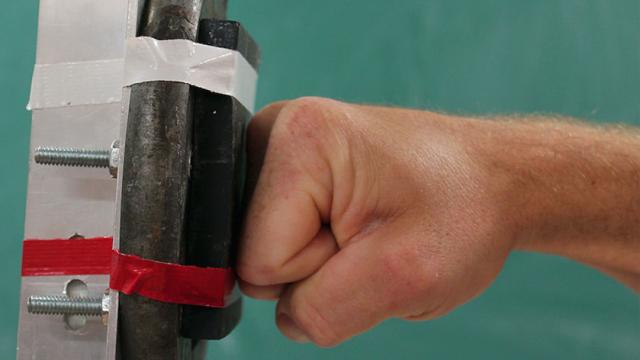 Se busca el origen de los puños.