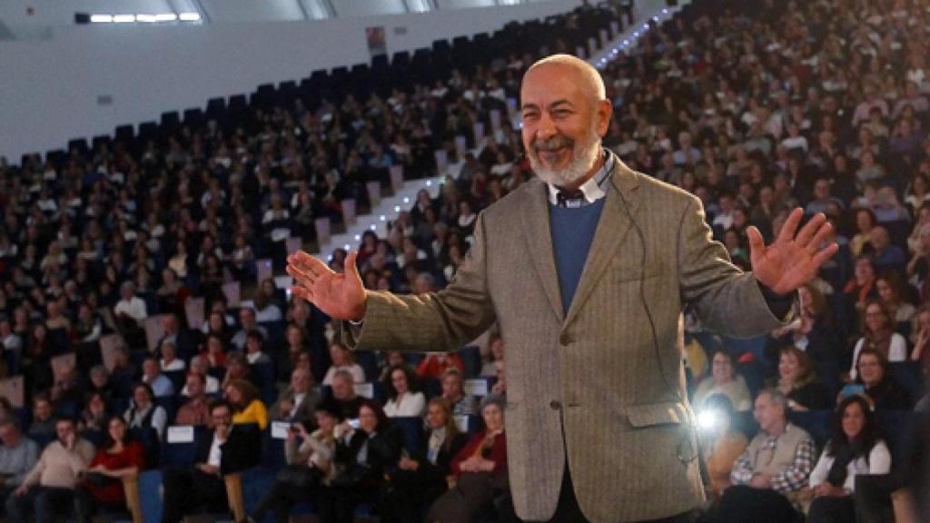 Image: Leonardo Padura critica a Europa del Este por su actitud hacia los refugiados sirios