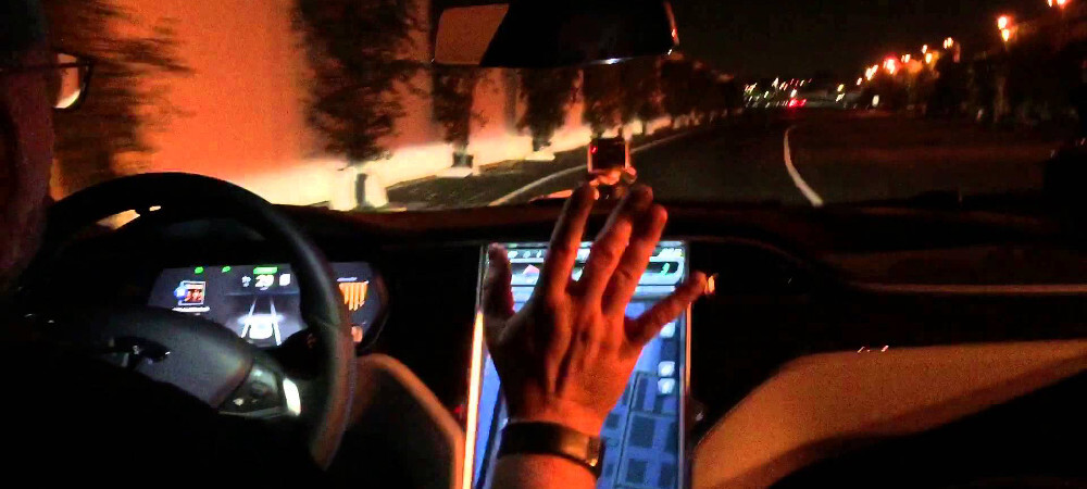 tesla piloto automatico 2