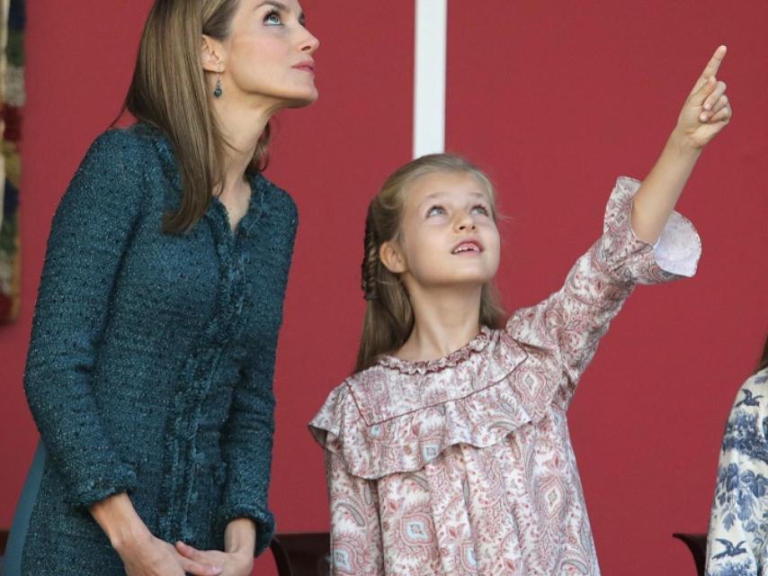 La Reina y la Princesa de Asturias el Día de la Hispanidad de 2014