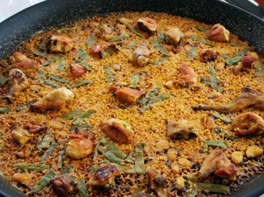 Paella valenciana