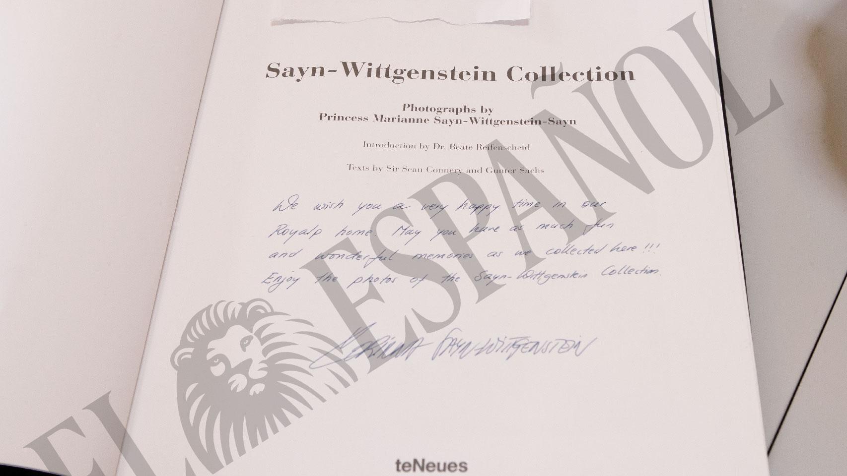 La dedicatoria de CSW.