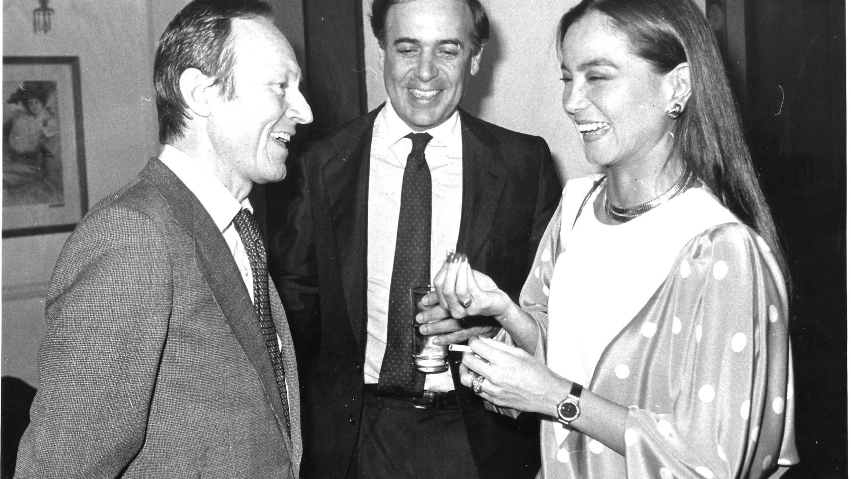 Preysler. el marqués de Griñón y Javier en una fiesta