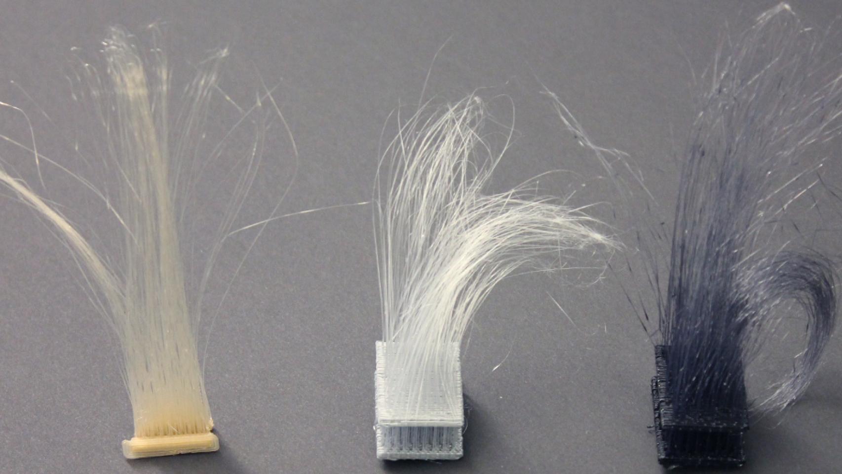 Pelos de colores en función el material.