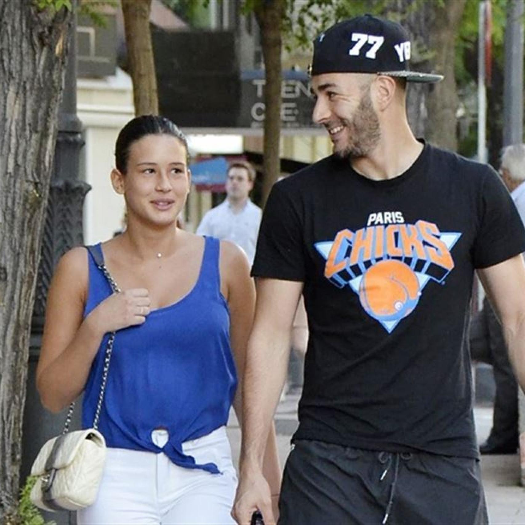 Benzema y Chloé por las calles de Madrid