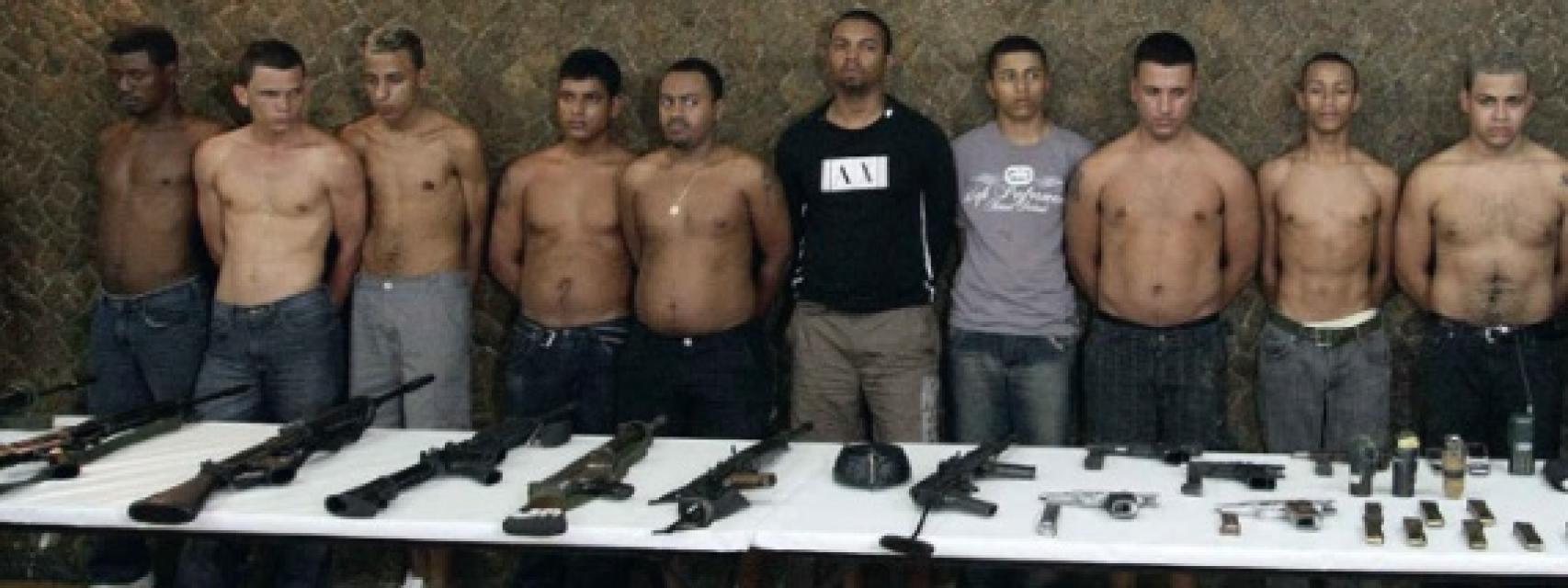 Diez componentes de la banda de Nem arrestados.