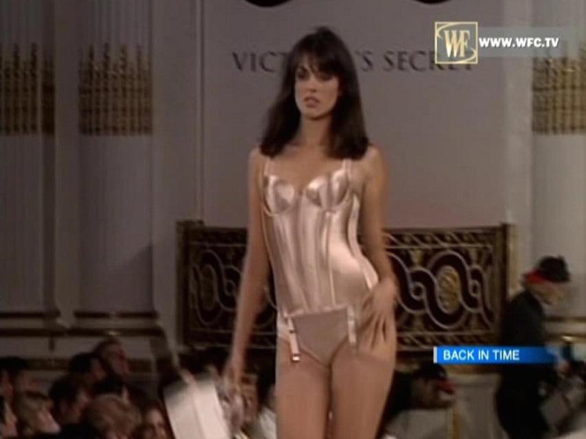 Helena Barranquilla en el desfile del 95.