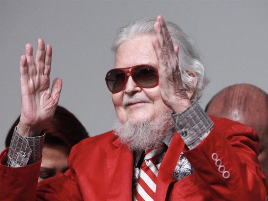 Fernando del Paso premiado por su trabajo valiente y arriesgado.