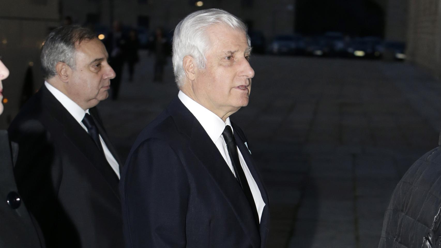 Fernando y Carlos Martínez de Irujo en el funeral del primo del Rey