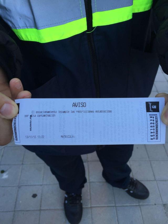 Aviso del incumplimiento de las restricciones por contaminación