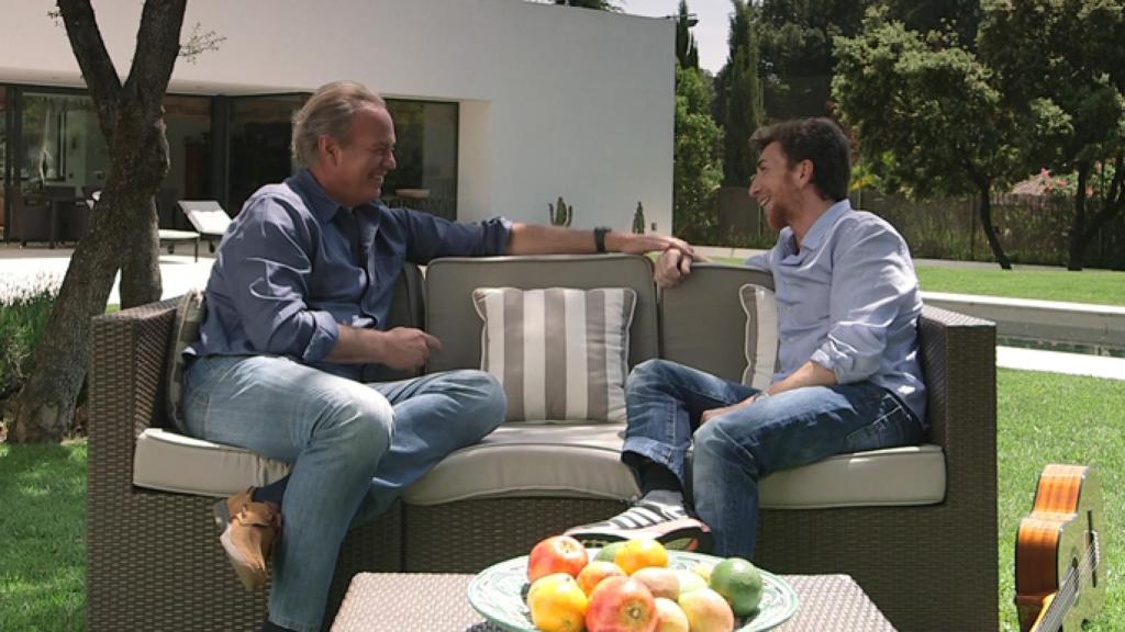 Bertín Osborne y Pablo Motos en 'En la tuya o en la mía' (RTVE)
