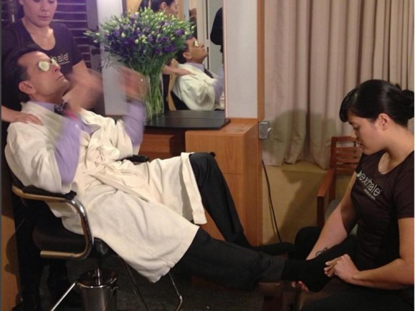 Sheen muy coqueto antes de empezar su show