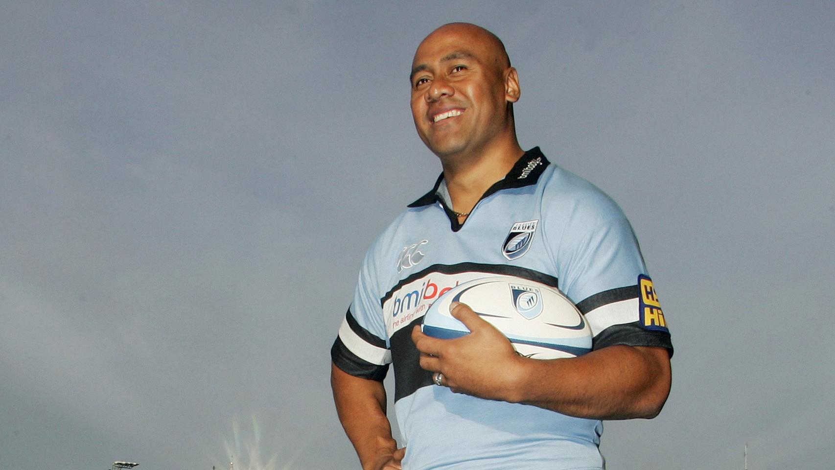 Su último intento por volver a competir fue con los Cardiff Blues en 2005.