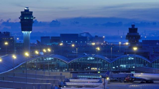 Aeropuerto Internacional de Hong Kong. Facebook