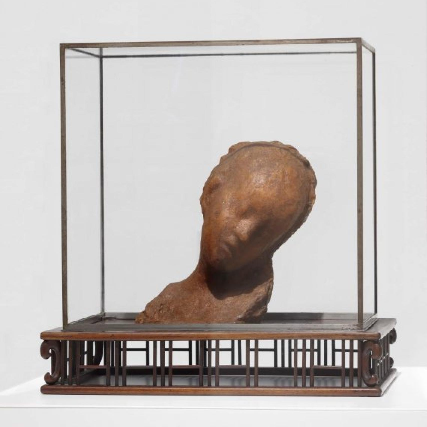 Niño enfermo, de Medardo Rosso.
