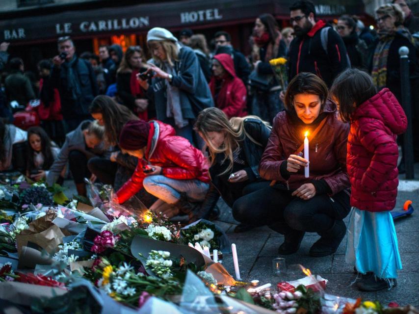 Otra de las imágens de duelo que protagonizó varias portadas.