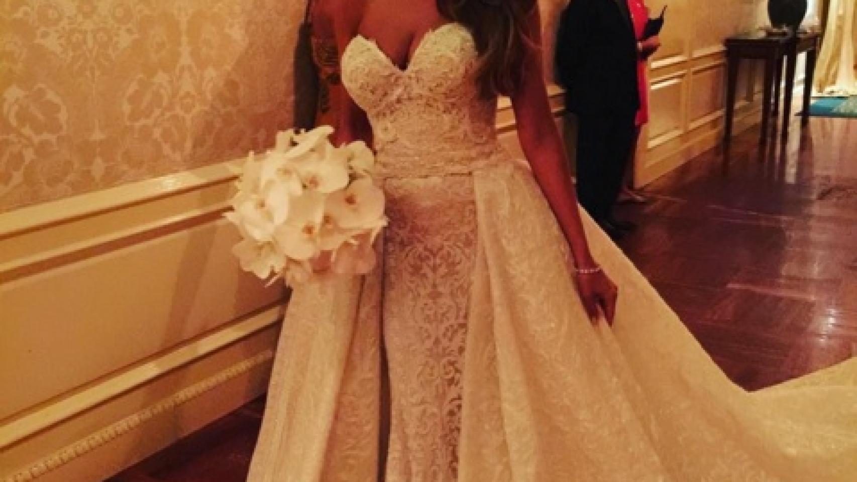 Sofía ha querido compartir su vestido de boda con sus seguidores