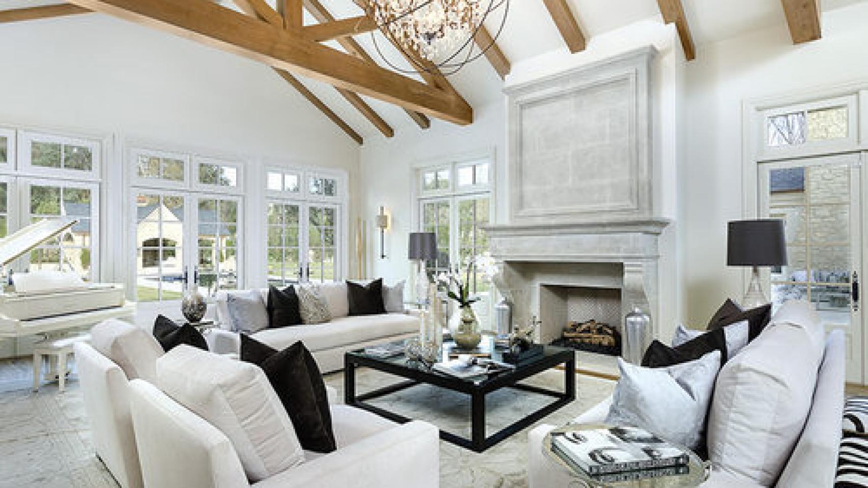 Uno de los salones de la nueva casa de Kim y Kanye