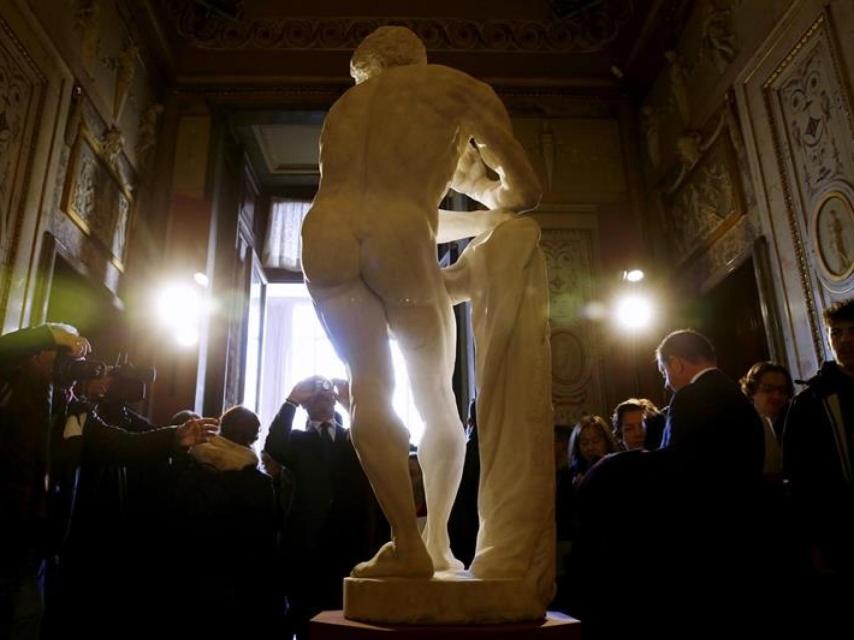 El Hércules instalado en el Gabinete de Estucos.