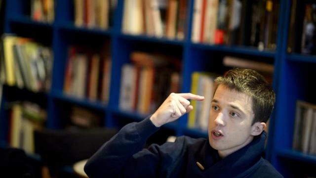 Errejón, en la librería Ocho y Medio, de Madrid