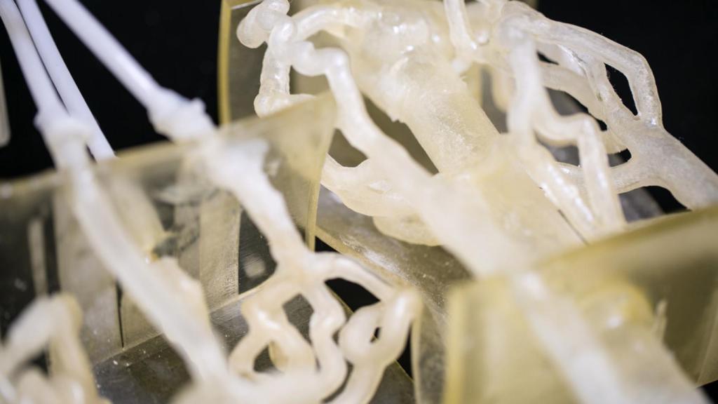 3d-printed-vascular-system-stratasys