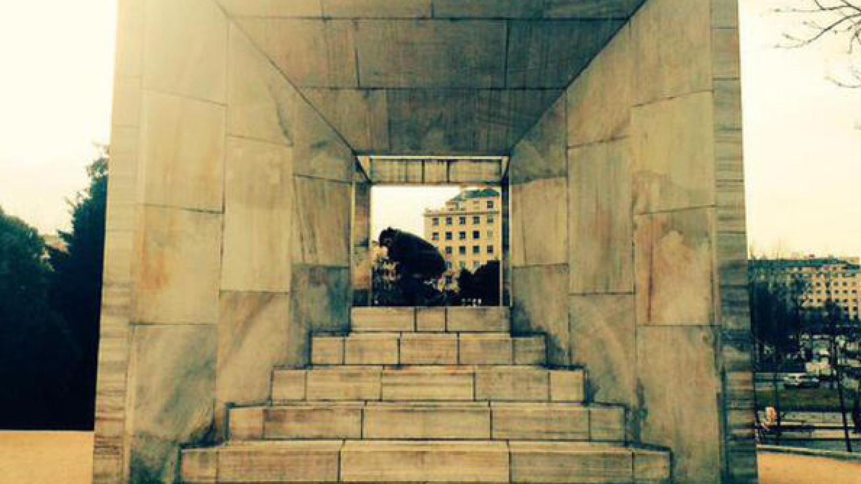 Laura Corcuera y Mónica Cofiño fueron censuradas por esta imagen.