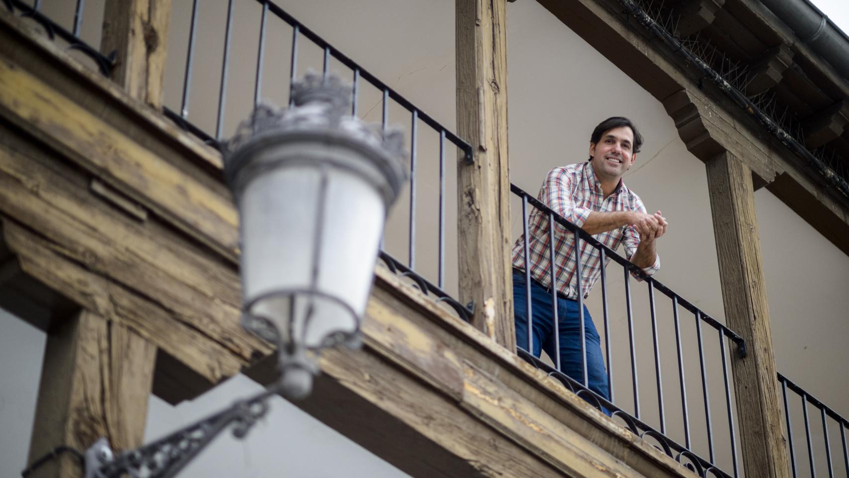 El alcalde de Valdemoro, Guillermo Gross. en el Ayuntamiento de la localidad madrileña.