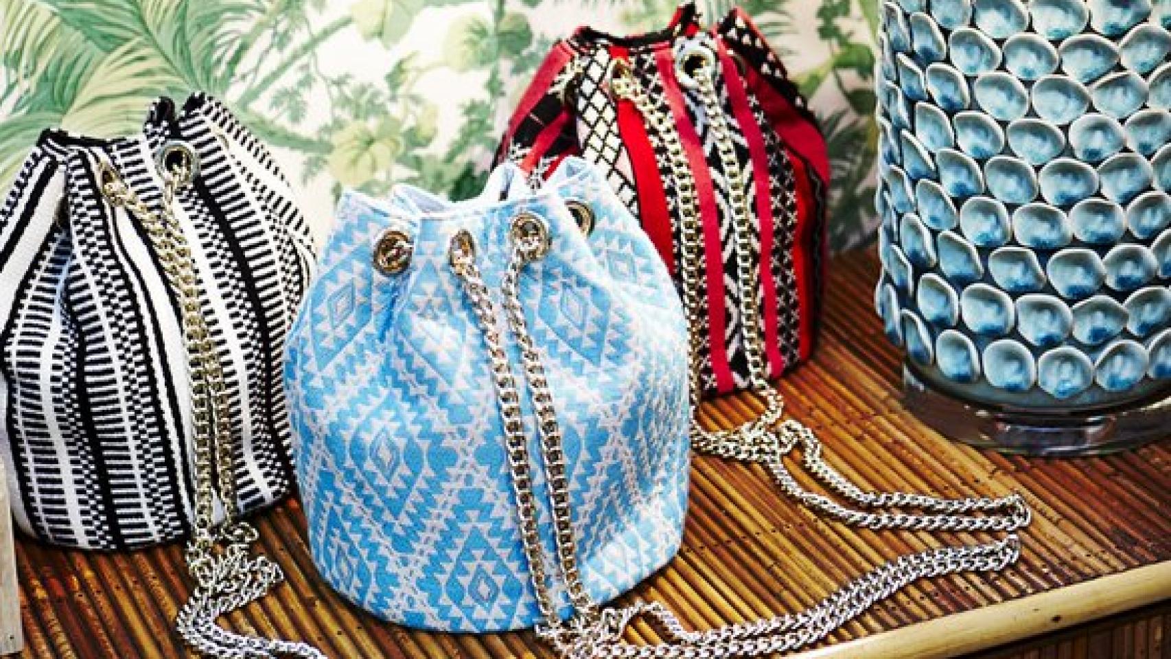 Los bolsos saco de Mar Flores Madrid en el estudio Isabel López-Quesada