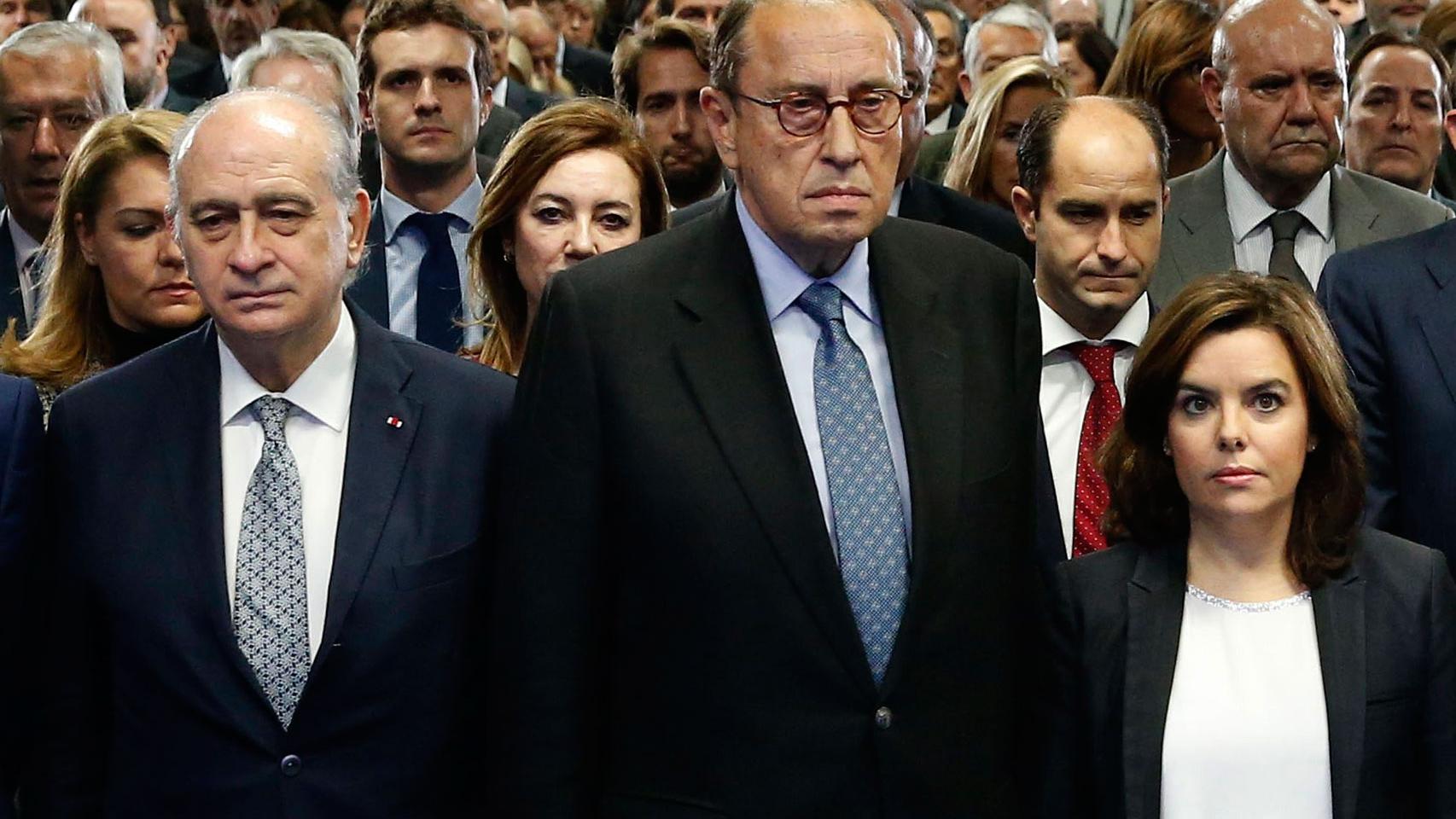 Fernández Diaz, Casals y Saenz de Santamaría, en un acto en La Razón.