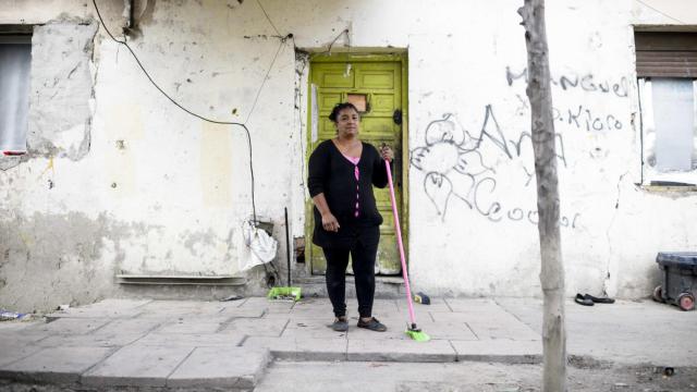 Carmen, vecina del sector VI, denuncia el aislamiento.