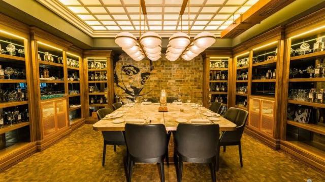 Tienes que llamar al teléfono 911 72 18 41. Tatel