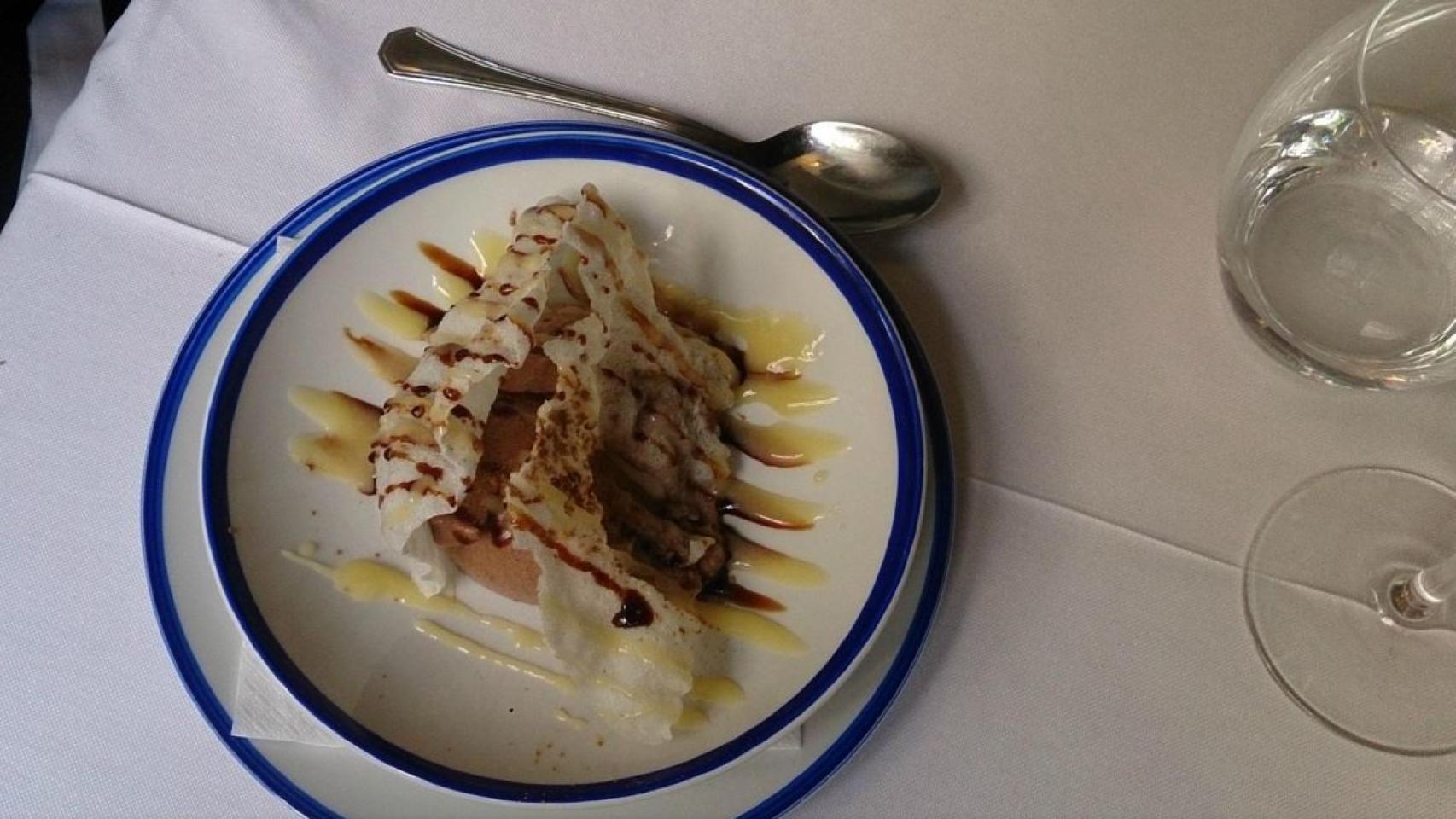 Un postre del restaurante. Sacha