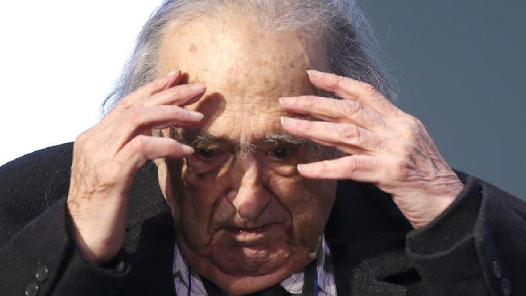 Rafael Sánchez Ferlosio durante el encuentro con los periodistas.